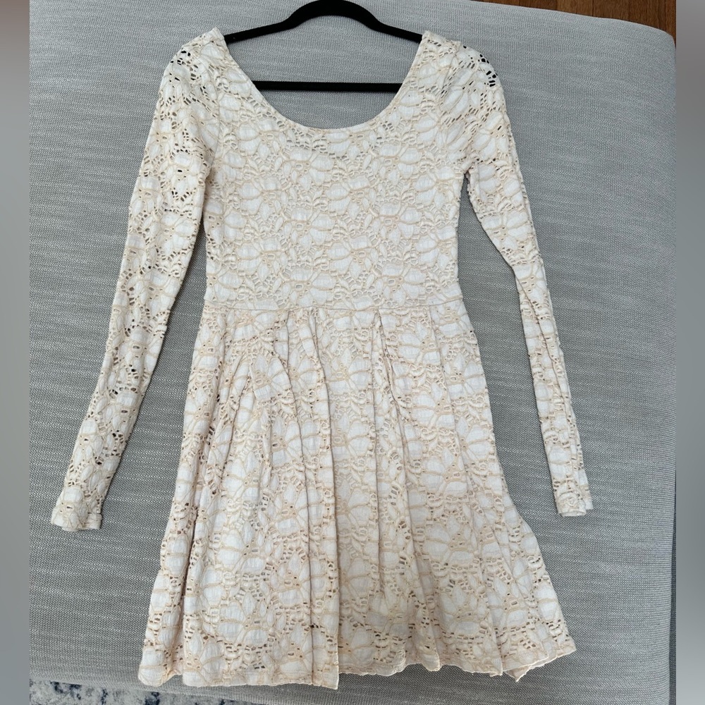 VGUC Free People Long Sleeve Lace Dress